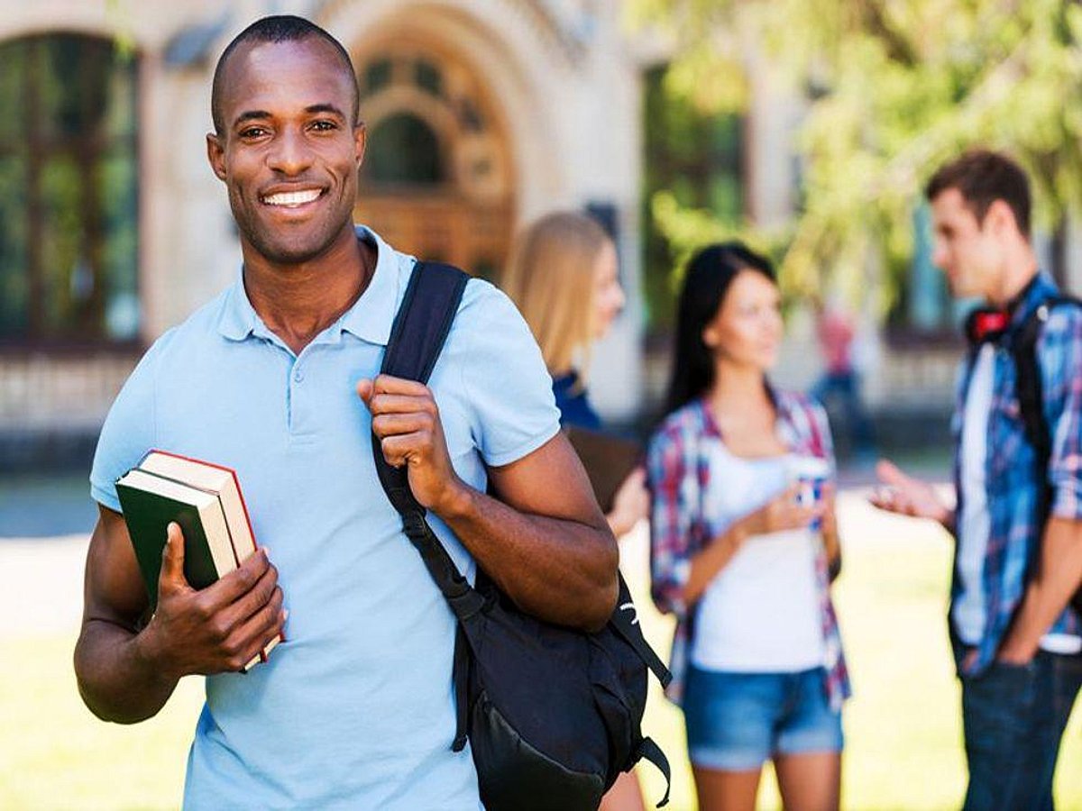 News Picture: Parents, Look Out for Mental Health Issues as College Kids Return to Class