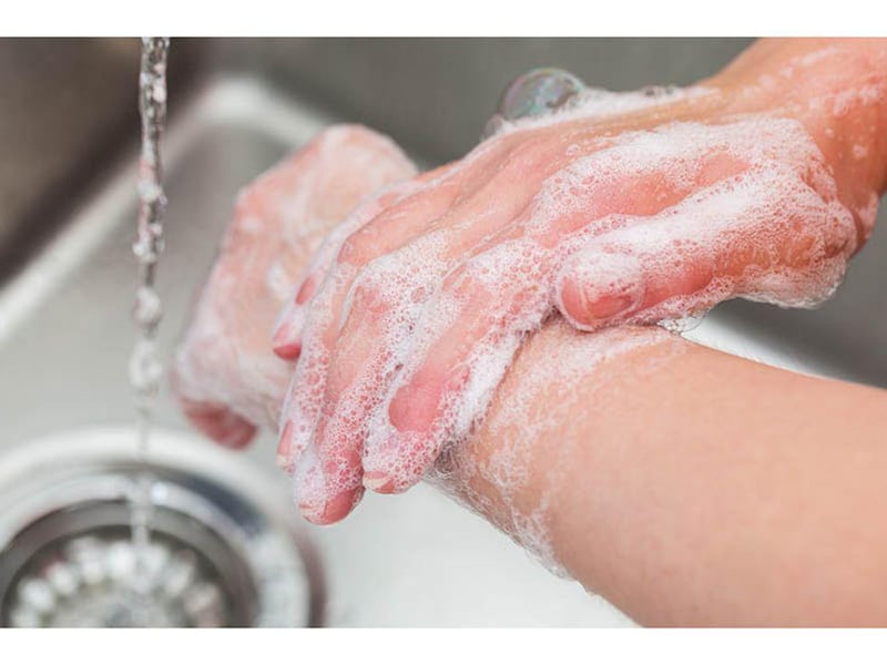 Physics Shows Why 20 Seconds Is Right for Hand-Washing