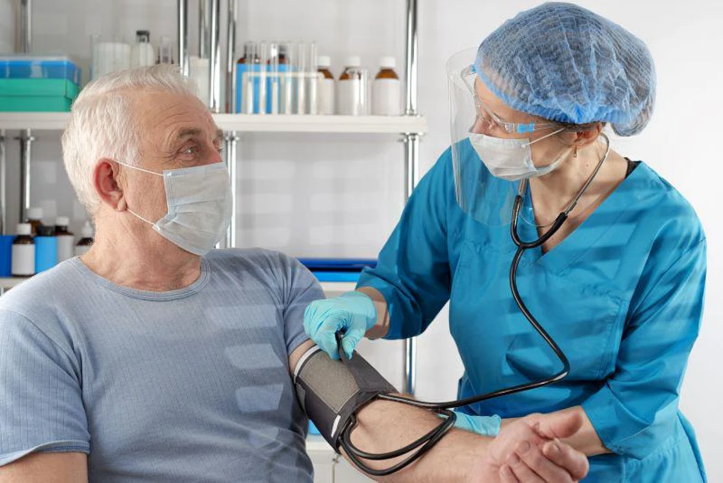 emergency patient doctor