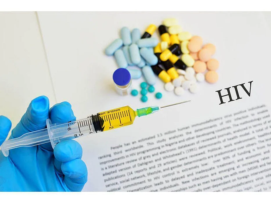 How Two People With HIV Suppressed Virus After Stopping Treatment