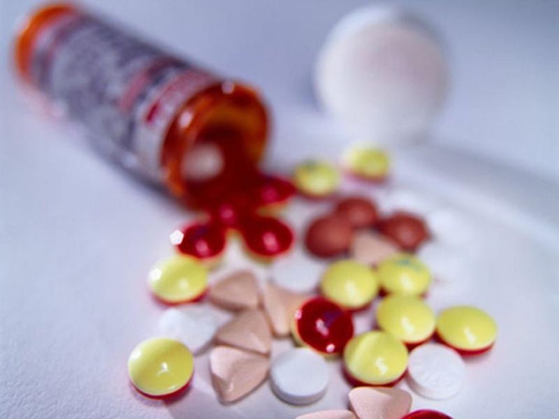 News Picture: Antidepressants Plus Common Painkillers May Raise Bleeding Risk