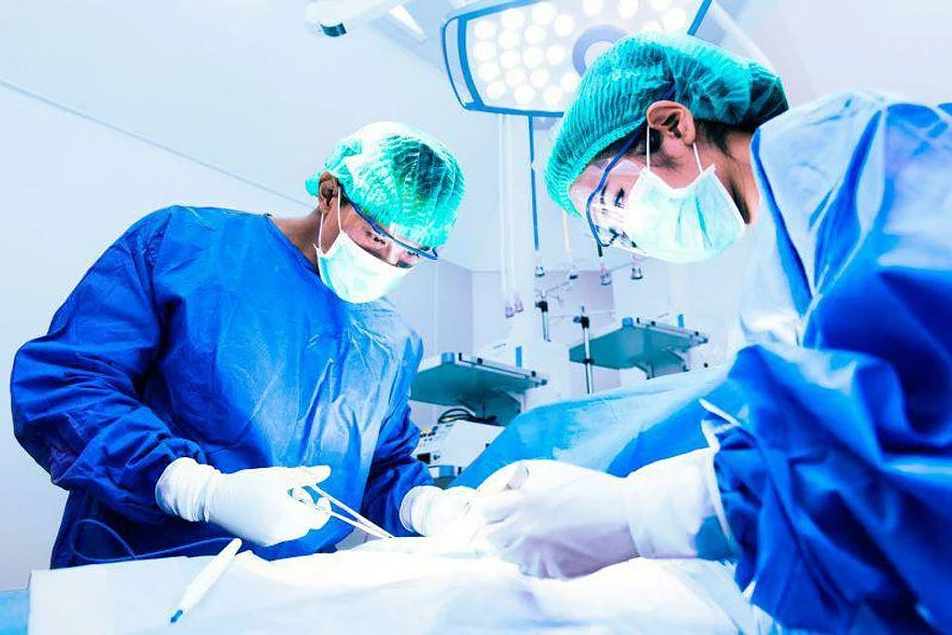 surgery surgeon
