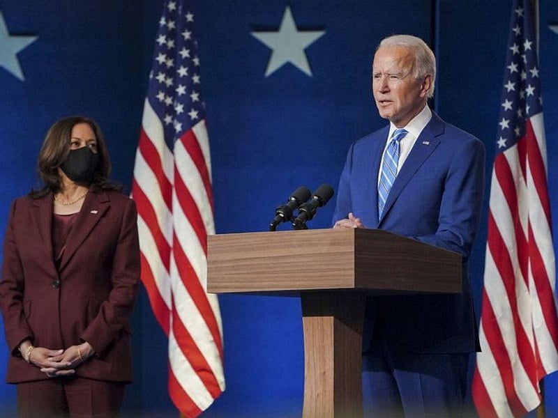 Biden to Address Nation Tuesday on Omicron Response, Outlook