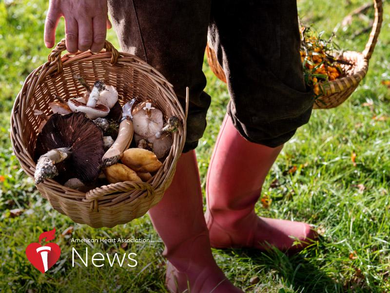 News Picture: AHA News: Foraging for Food Connects You to Nature – But Do Your Homework Before You Eat