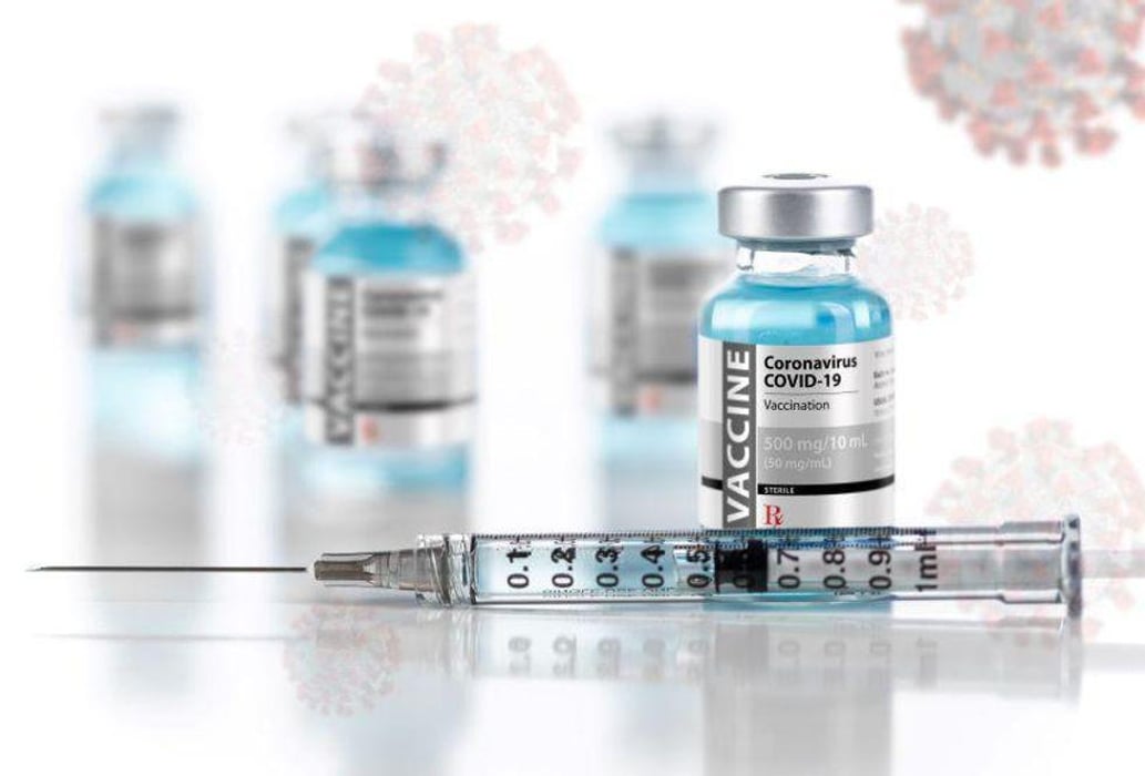vaccine covid vial syringe