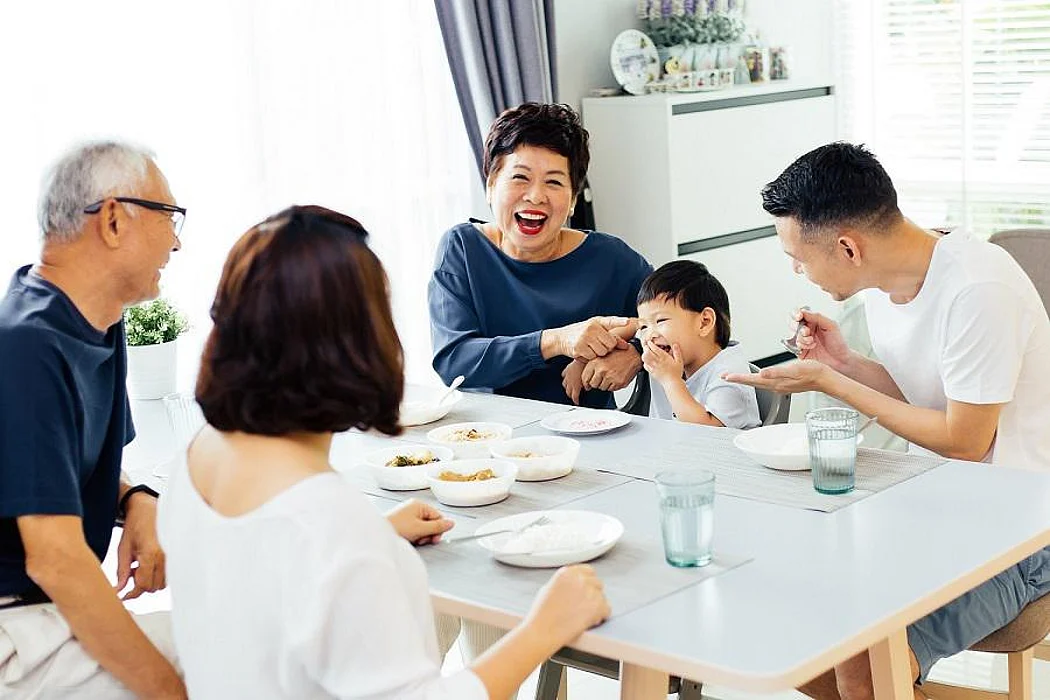 笑う頻度が高い震災被災者は生活習慣病が少ない――福島県民健康調査