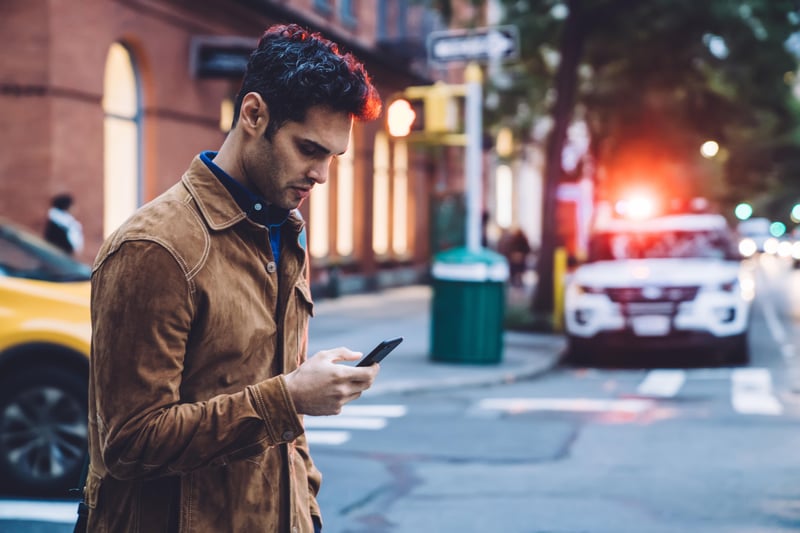 Study Confirms it: Texting While Walking Is Dangerous