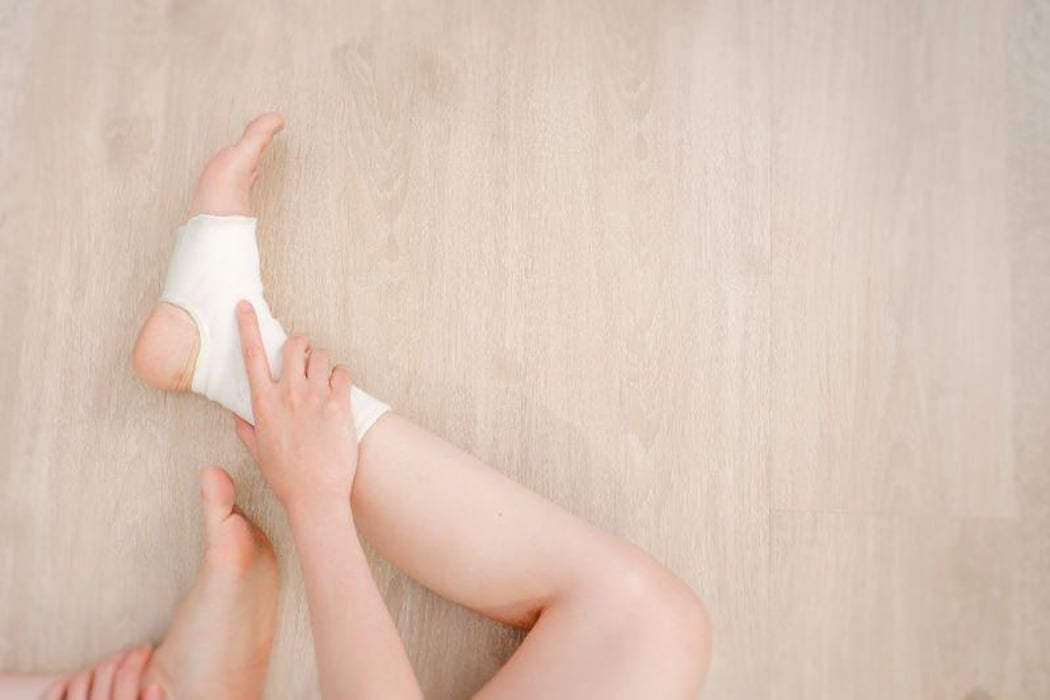 foot bandage cast achilles tendon ankle