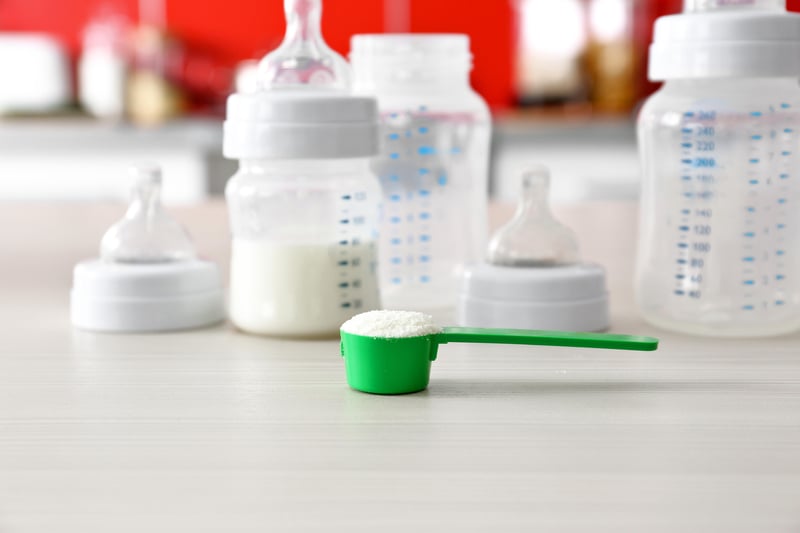News Picture: U.S. Baby Formula Shortage Worsens
