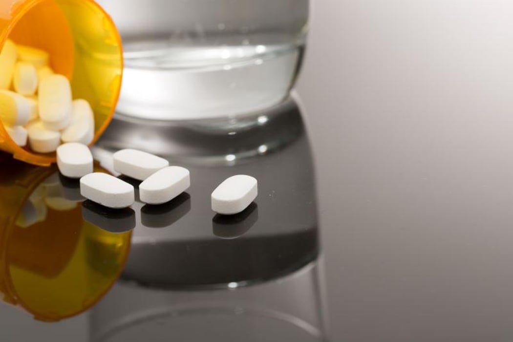 opioids white pills