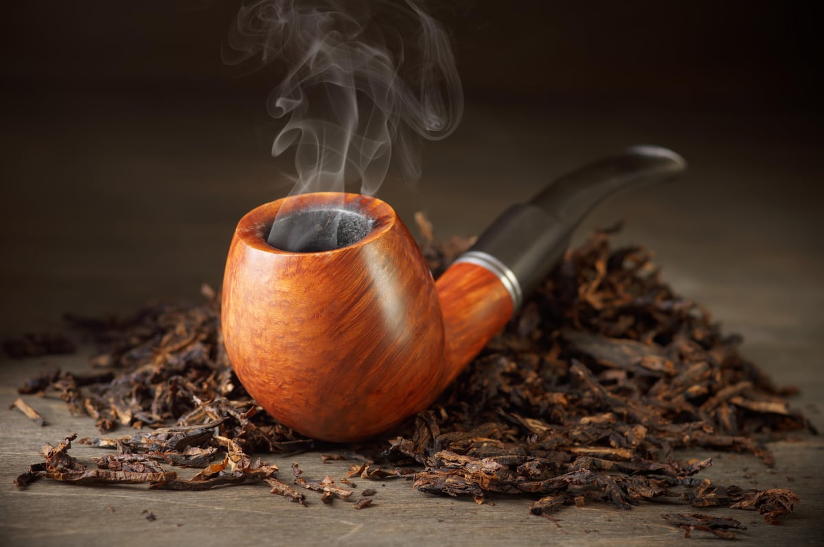 Pipe Smoking Consumer Health News HealthDay   Image 