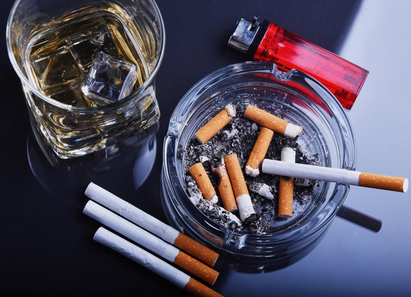 8/8 -- Could Quit-Smoking Meds Help You Quit Drinking, Too?