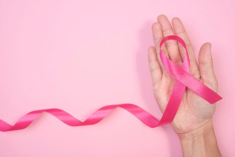Inflammatory Breast Cancer Is Rare But Aggressive: Know the Signs