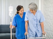 El riesgo de fractura aumenta con niveles más altos de C-HDL en personas mayores sanas
