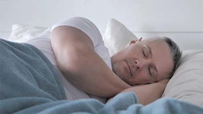 People Get More REM Sleep During the Winter