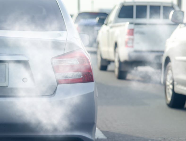 Car Exhaust Could Harm a Woman's Pregnancy