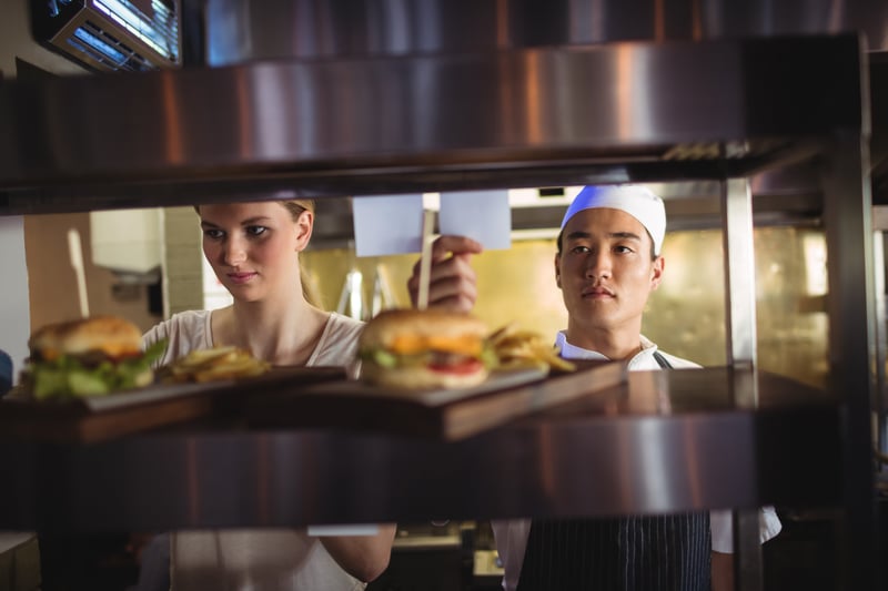 Sick Restaurant Workers Fuel Many Foodborne Illness Outbreaks