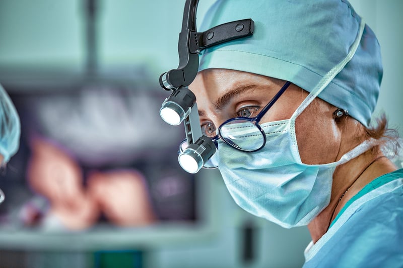 Female Surgeons Bring Better Outcomes for Patients, Two Studies Show